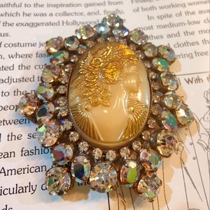 Gorgeous Vintage Old Czech Brooch